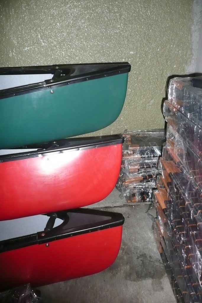 4er Kanadier Kanu in Rot, Grün und in Beige GamannKanus.de 25